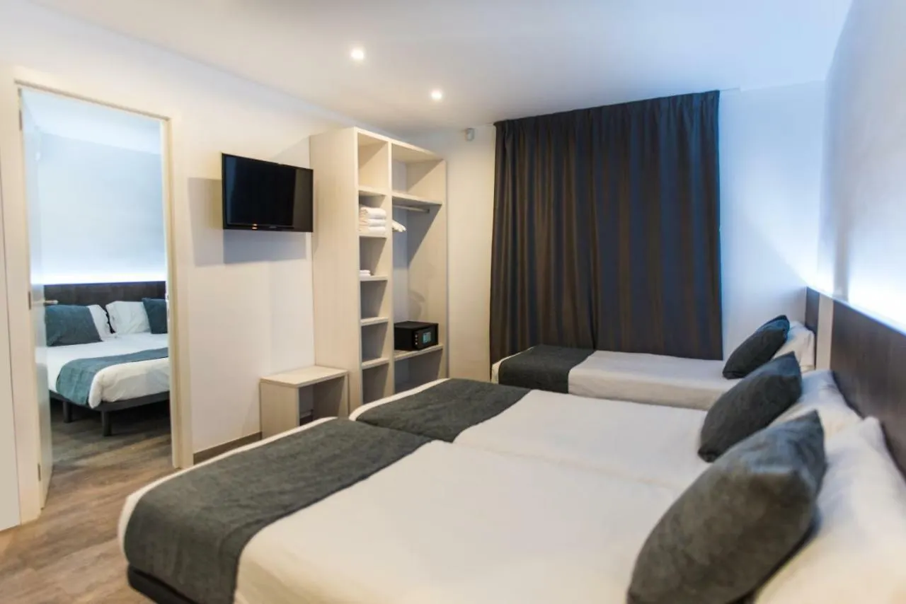 Hostal Ribas Lloret de Mar Hotel